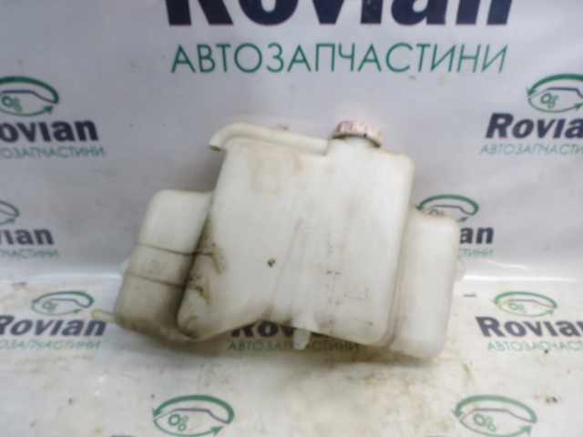 Бачок для води Міцубісі Л200 4