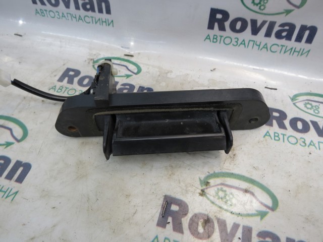 Ручка 5-й (3-й) двері зовнішня MR959664 MITSUBISHI