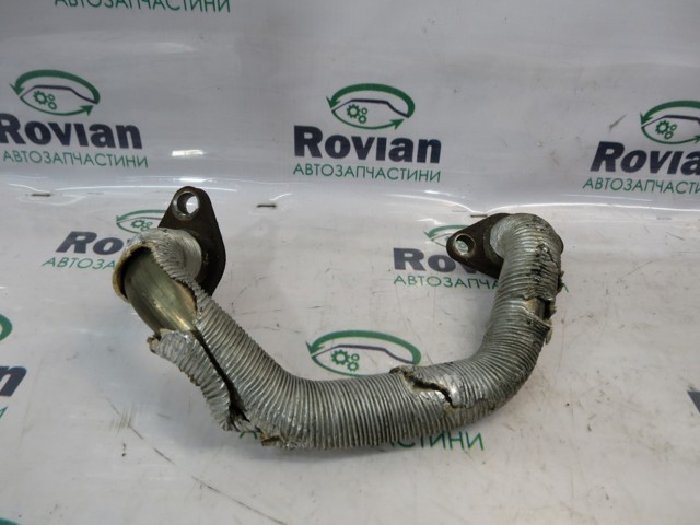 Патрубок системи рециркуляції ВГ RF7J203BX MAZDA