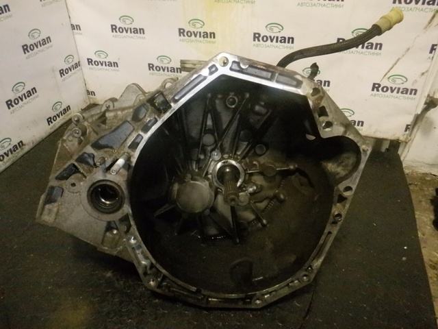 Коробка швидкостей механіка TL4050 RENAULT