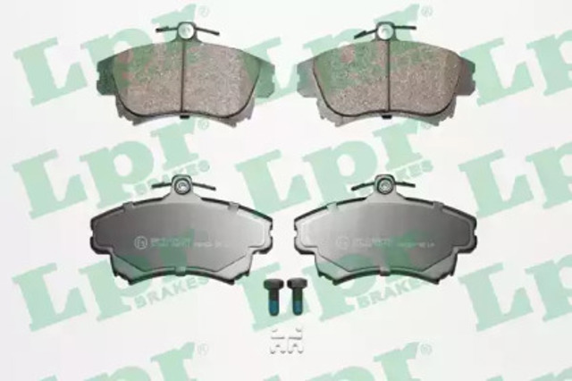 Колодки передні 05P711 LPR