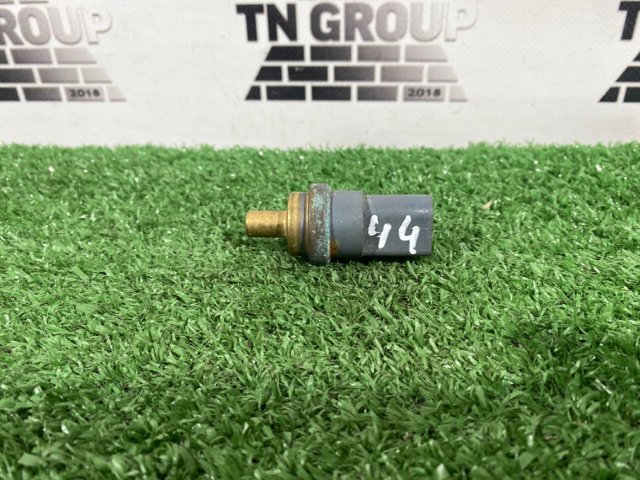 Покажчик температури охолоджуючої рідини 06A919501A VAG