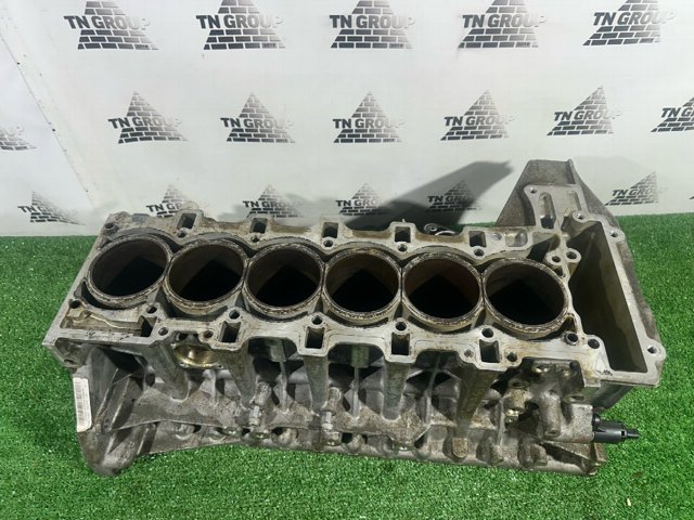 Блок циліндрів 11112295991 BMW