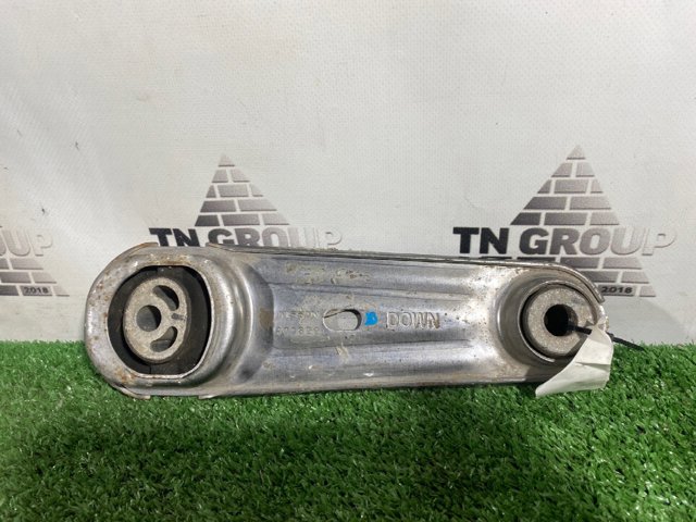 Задня подушка двигуна 113604BA0B NISSAN