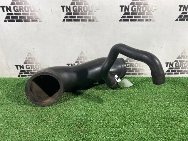 Патрубок повітряний, вихід повітряного фільтра 2246288 BMW