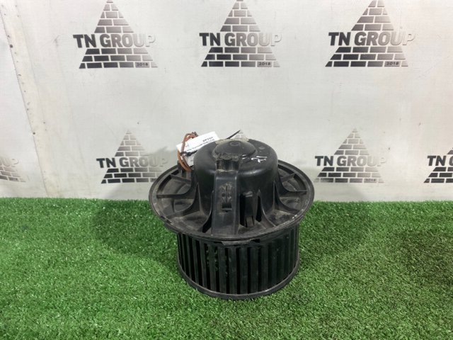 Вентилятор грубки Volkswagen Passat B6