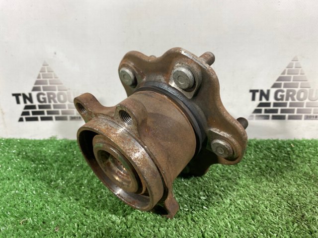 Маточина заднього колеса 432024BA0B NISSAN