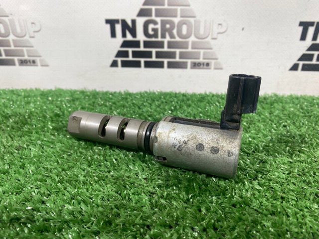 Клапан електромагнітний положення (фаз) розподільного валу 4884483AC CHRYSLER