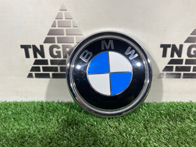 Емблема кришки багажника, фірменнийзначок 51147294465 BMW