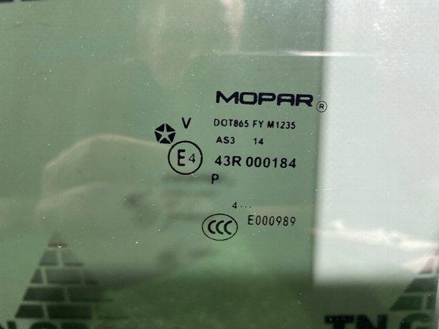 Вікно задніх дверей 5155454AB CHRYSLER