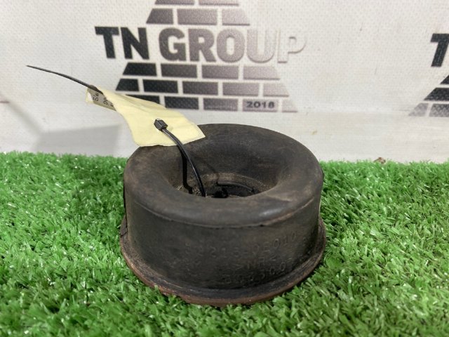 Подушка передньої балки 522130E010 TOYOTA