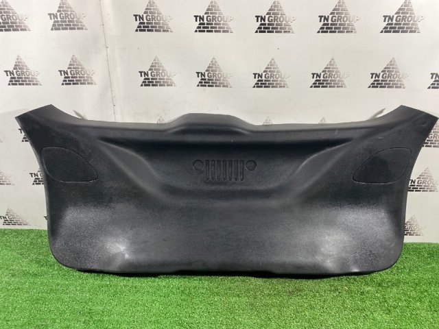 Оббивка багажника 5UN06DX9AB CHRYSLER