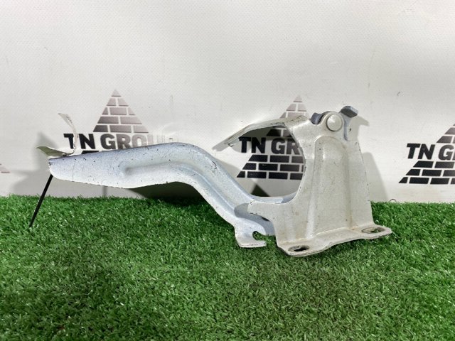 Завіса капота ліва 654014BA0A NISSAN