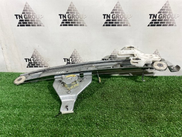 Склопідйомник задніх лівих дверей 68002893AA CHRYSLER