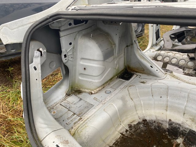 Боковина кузова ліва 68080955AA CHRYSLER