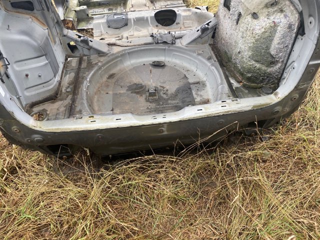 Задня панель багажника 68223598AA CHRYSLER