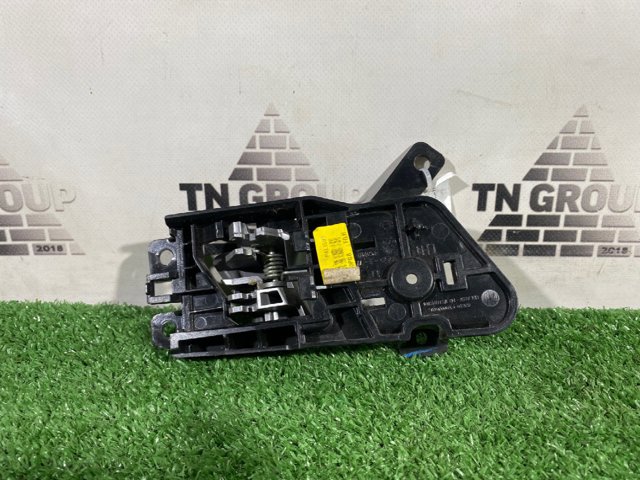Ручка передніх дверей внутрішня, права 82620C1000PGB HYUNDAI