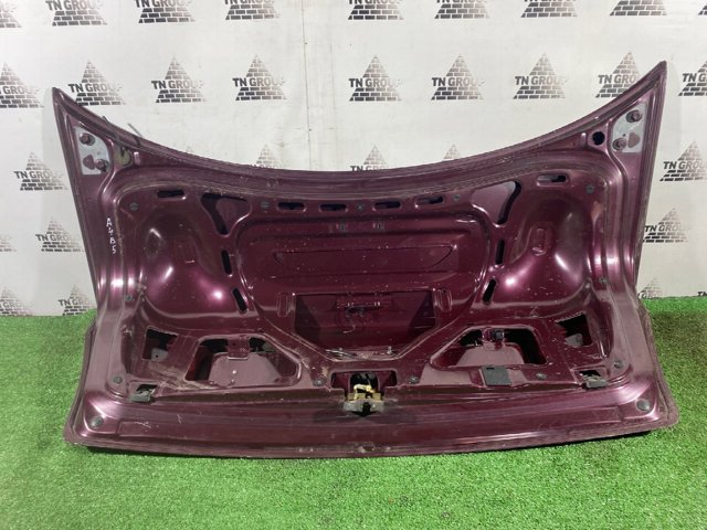 Кришка багажника кузова 8D5827023P VAG