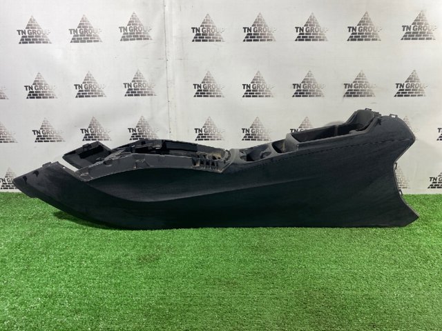 Консоль центральна панелі керування 8R1863241B6PS VAG