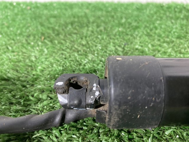 Амортизатор багажника правий 905614BA4A NISSAN
