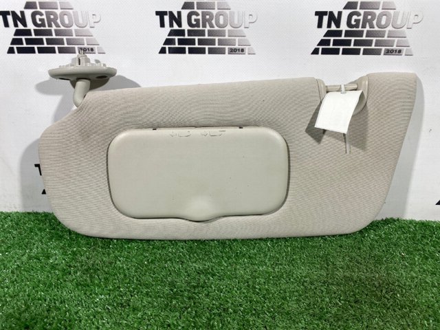 Козирок протисонячний YD99HDAAA CHRYSLER