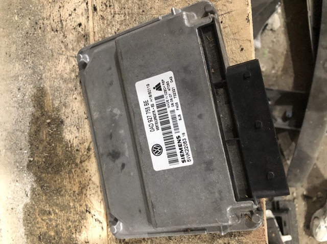 Управління включенням КОМ 0AD927755BE VAG