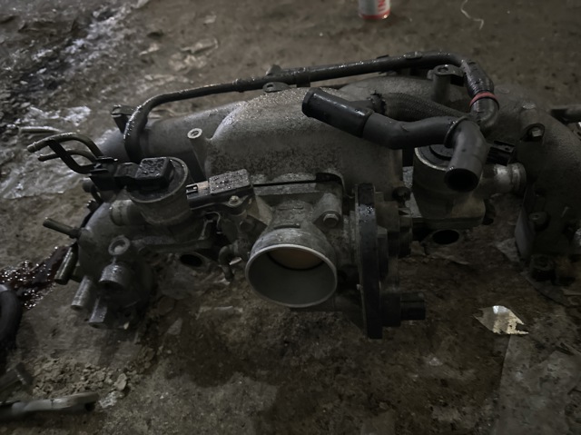Блок дросельної заслінки Subaru Impreza II