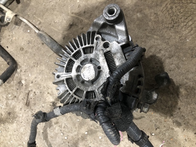 Генератор автомобільний 231004HK6A NISSAN