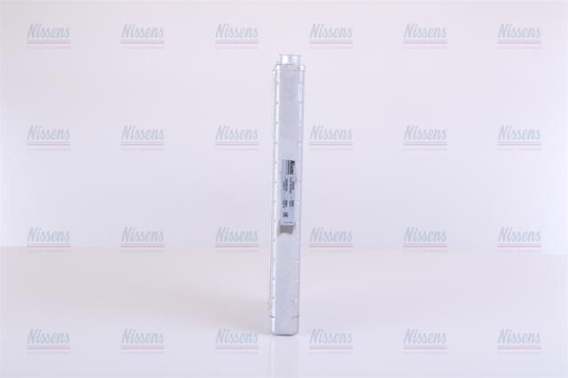 Теплообмінник 70235 NISSENS