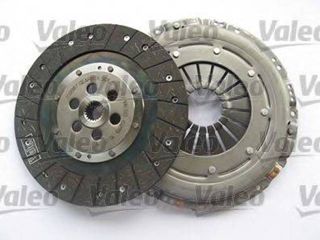 Комплект зчеплення (3 частини) 828033 VALEO