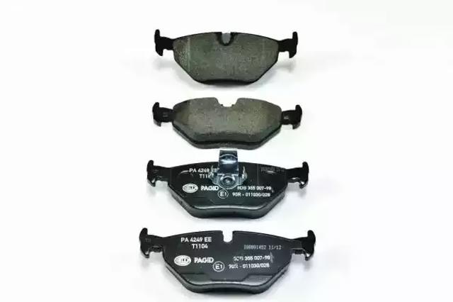 Колодки гальмівні задні, дискові 8DB355007981 HELLA