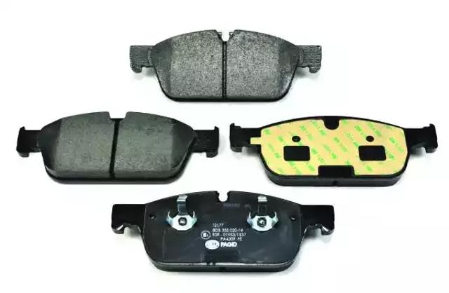 Передні гальмівні колодки 8DB355020141 HELLA