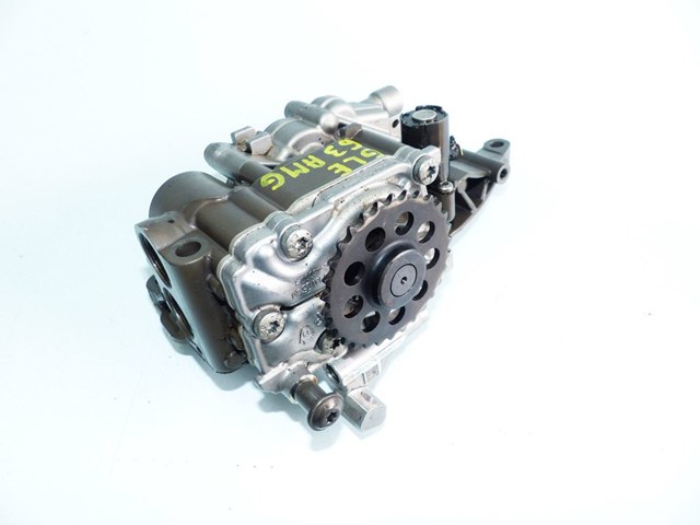 Насос масляний Mercedes GL