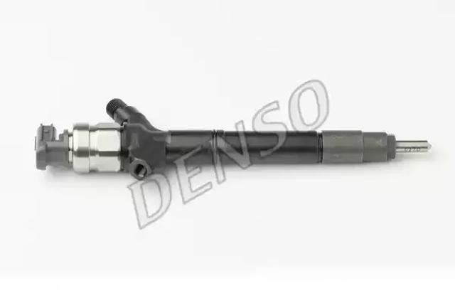 Форсунка дизельна в зборі, розпилювач + тримач DCRI107610 DENSO