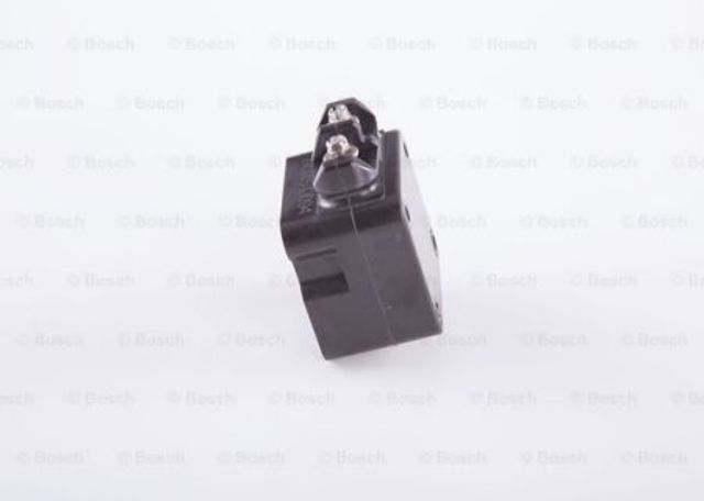 Тягове реле стартера F00HN37431 BOSCH
