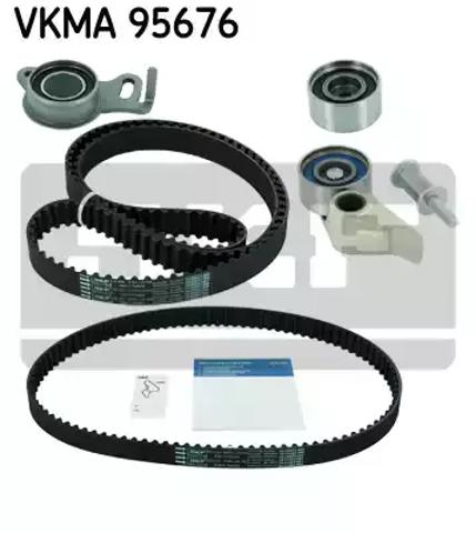 Ремінь ГРМ, комплект VKMA95676 SKF