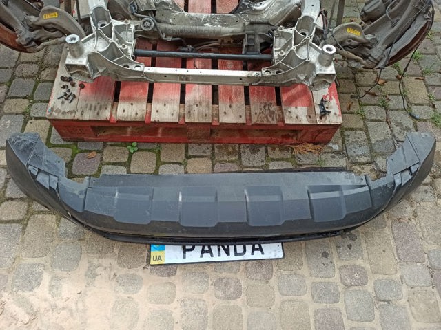 Спліттер переднього бампера 2GM805903C VAG