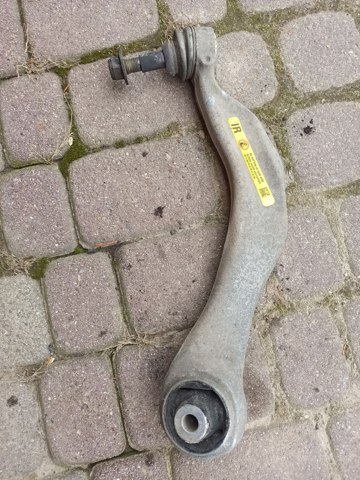 Правий важіль передній нижній підвіски 31126775972 BMW