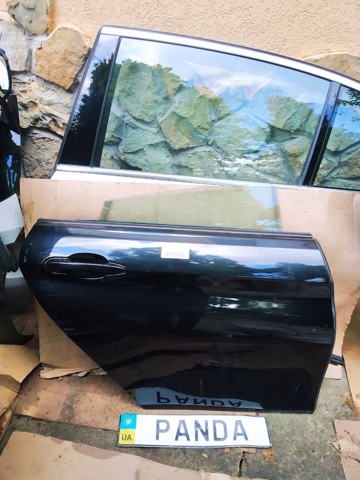 Двері задні в зборі 41007347716 BMW