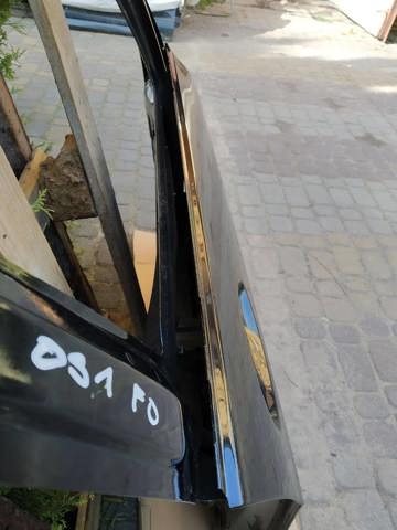 Пасажирські передні двері 41518738552 BMW