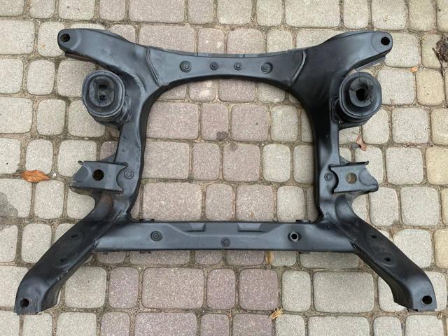 Підрамник передній 5110030670 TOYOTA