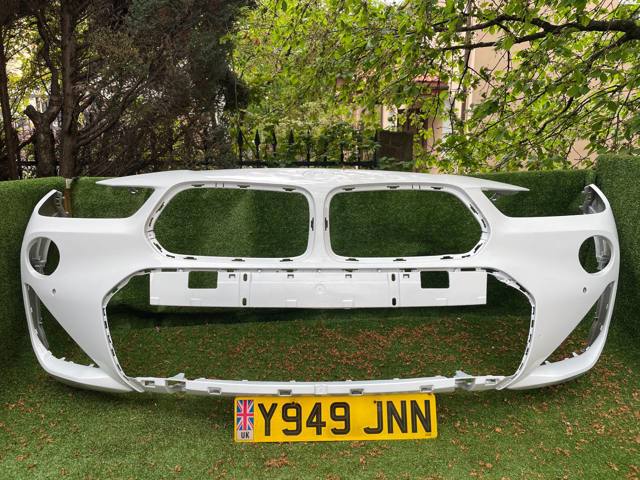 Бампер передній в зборі 51118090114 BMW