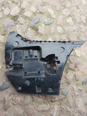 Кронштейн бампера заднього, правий 51127184768 BMW