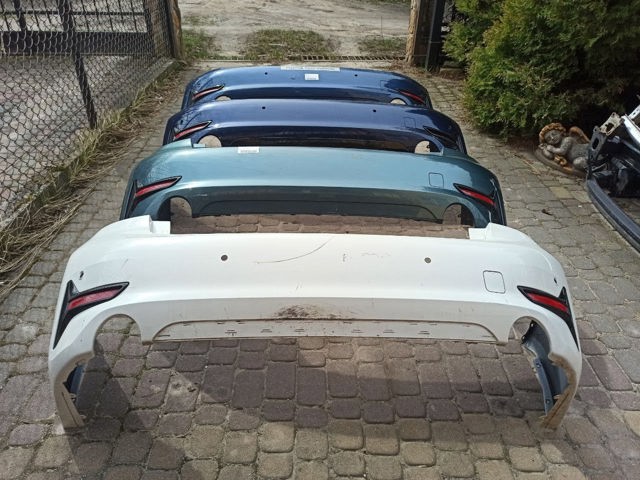 Буфер (бампер) задній 51128493935 BMW