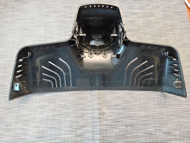 Накладка (кришка) кронштейна дзеркала салону 51166817653 BMW