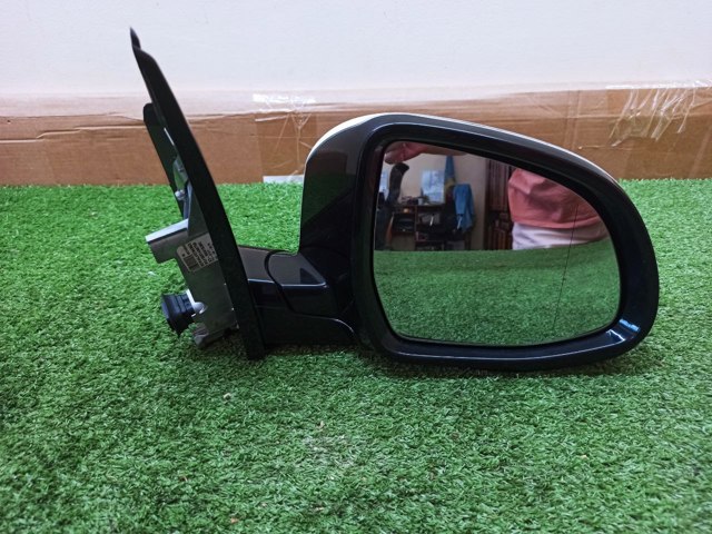 Праве бокове дзеркало 51168491654 BMW