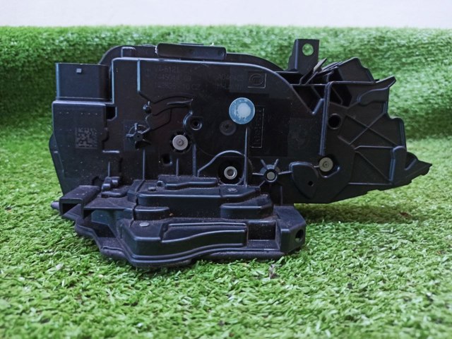 Замок двері правої передньої 51217445044 BMW