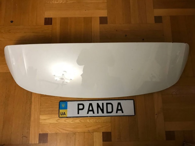 Крило на багажник 51317381572 BMW