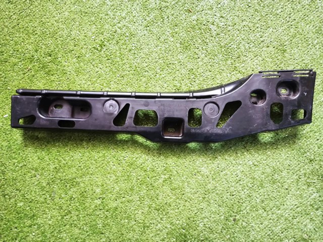 Опора порога (кріплення) 51777387347 BMW