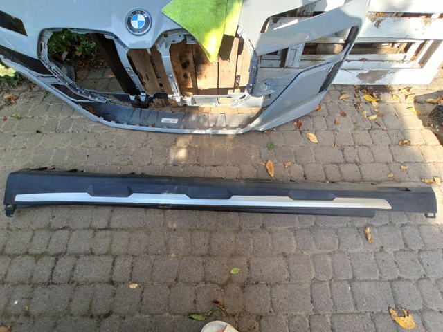 Накладка зовнішня (молдинг) порога, лівий 51778498999 BMW